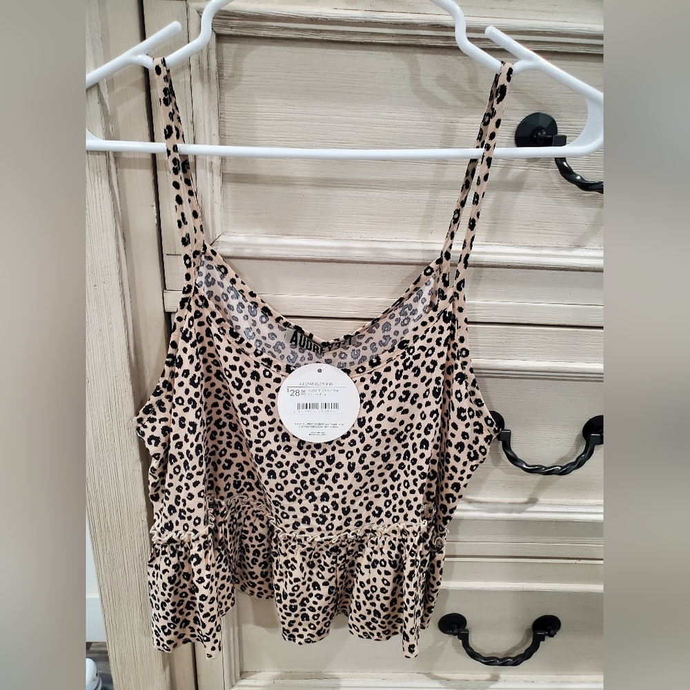 Leopard Print Flowy Crop Top